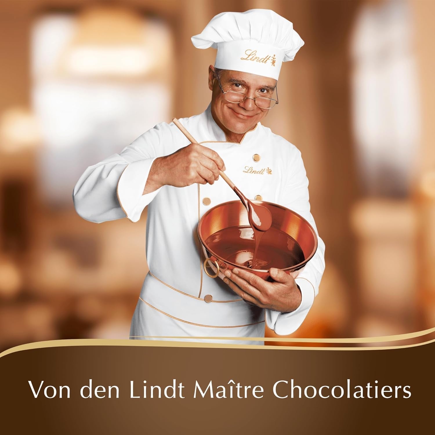 Lindt Chocolate | NUT DELUXE Baton de ciocolată cu lapte și migdale | 110g | Ciocolată cu lapte cu migdale prăjite într-o cremă fină de migdale | Baton de ciocolată