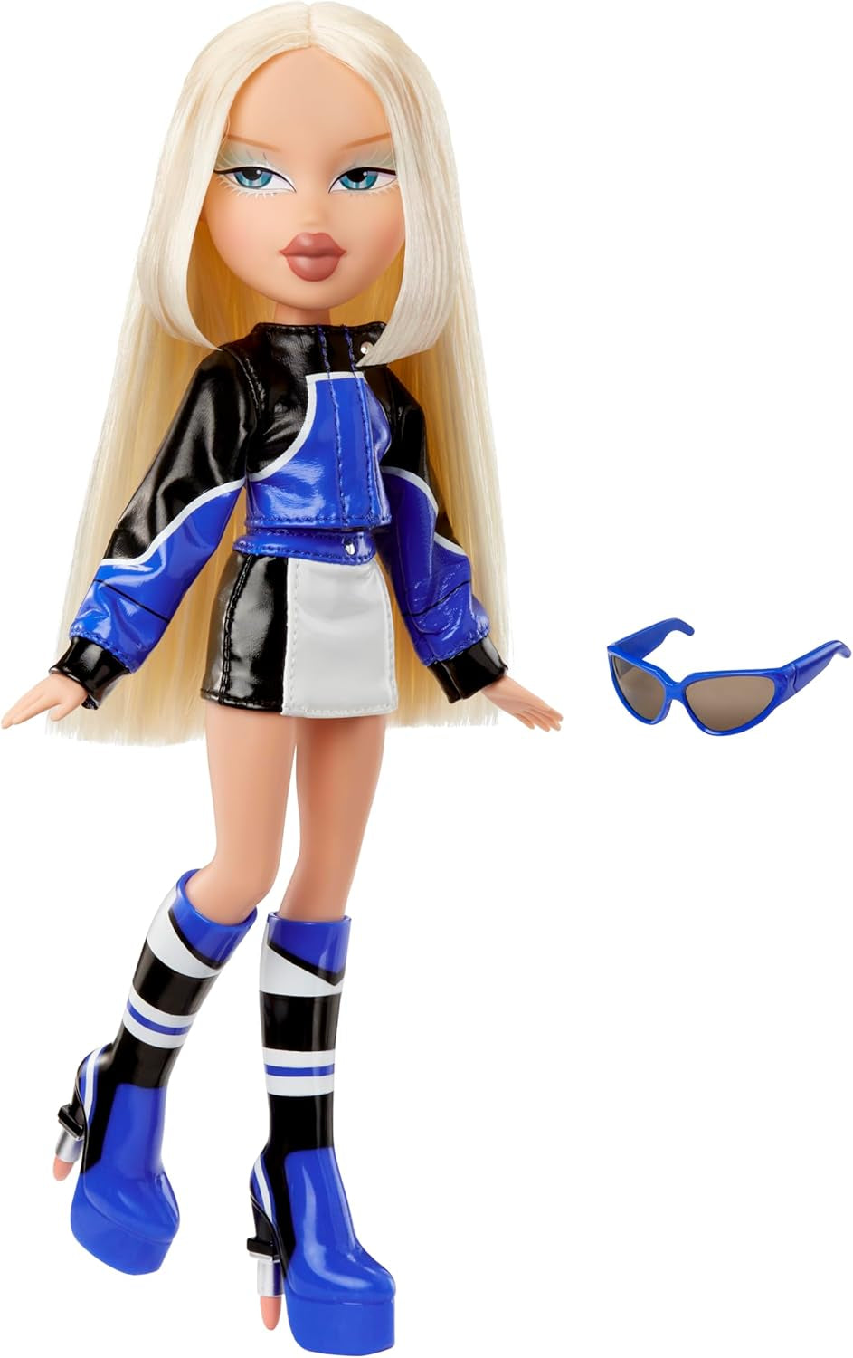 Bratz Scorchin' Cloe - Include 1 păpușă la modă cu ținută și accesorii, Păpuși inspirate din motorsport, Jucărie drăguță pentru fete