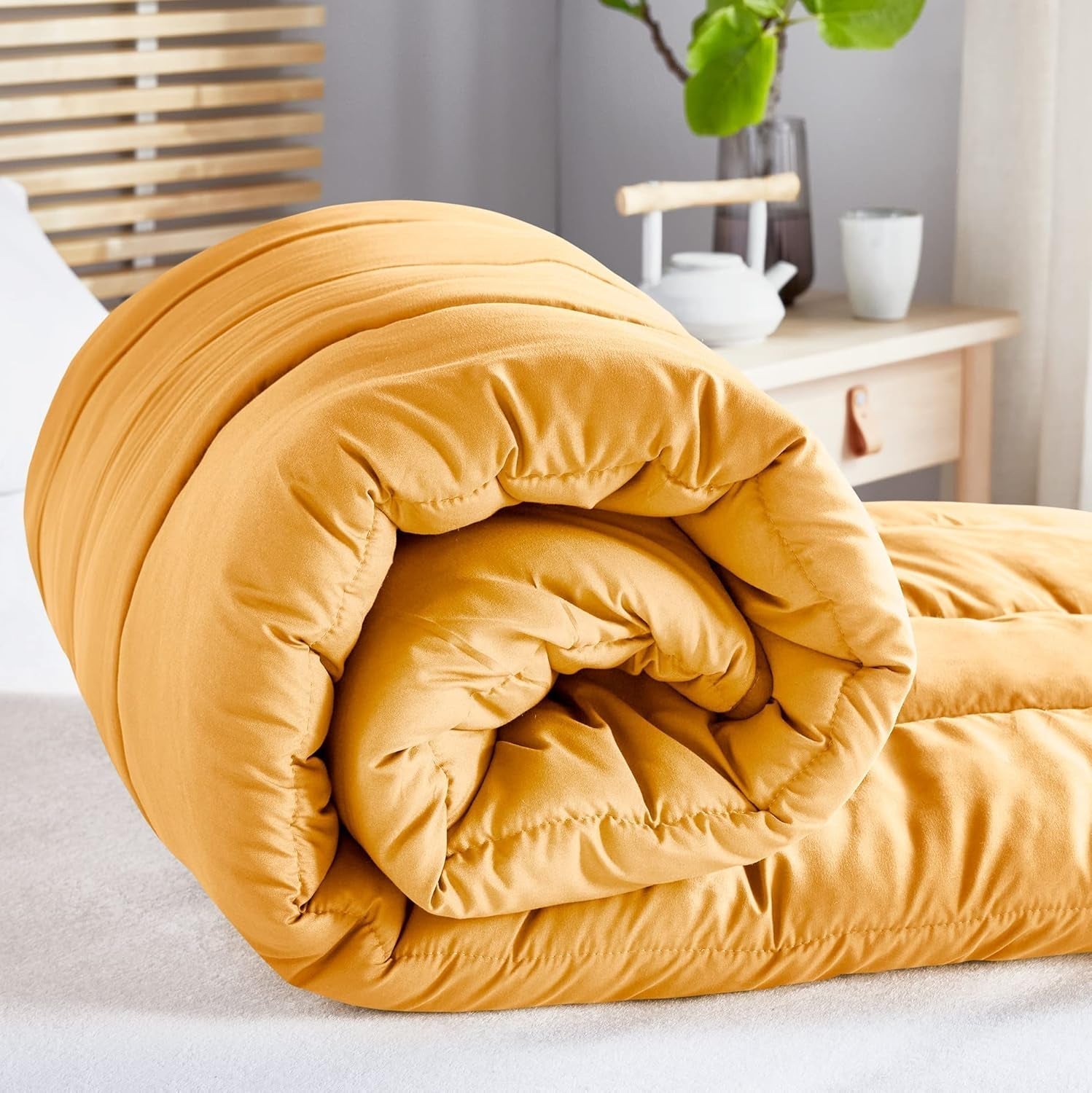 Pikolin Home - Wendedecke 300 G - Zweifarbige nordische Füllung - Für Bett 90 - bequem, warm, atmungsaktiv, Malve, 150 x 220 cm Steppdecken und Steppdecken Naty Shop