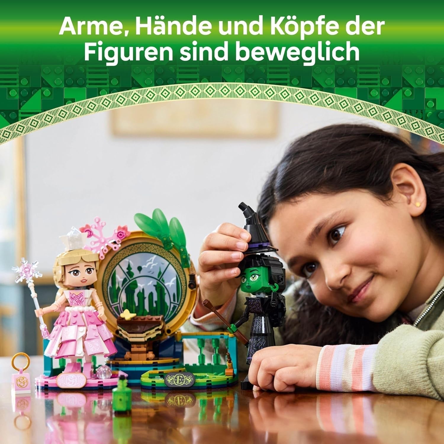 LEGO Wicked Elphaba- und Glinda-Puppen – Hexen von Oz-Sammelfigurenspielzeug – kreatives Geschenk für Mädchen über 10 und Fans des Films – 75682 Bausätze Besuchen Sie den LEGO-Store