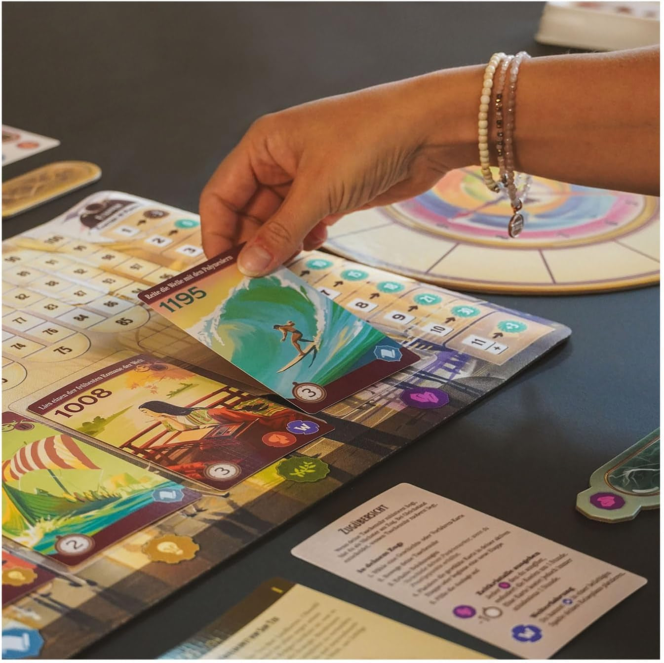 Game Factory 646098 Wandern, Zeitreise, Brettspiel für 1–4 Spieler, ab 10 Jahren, Familienspiel