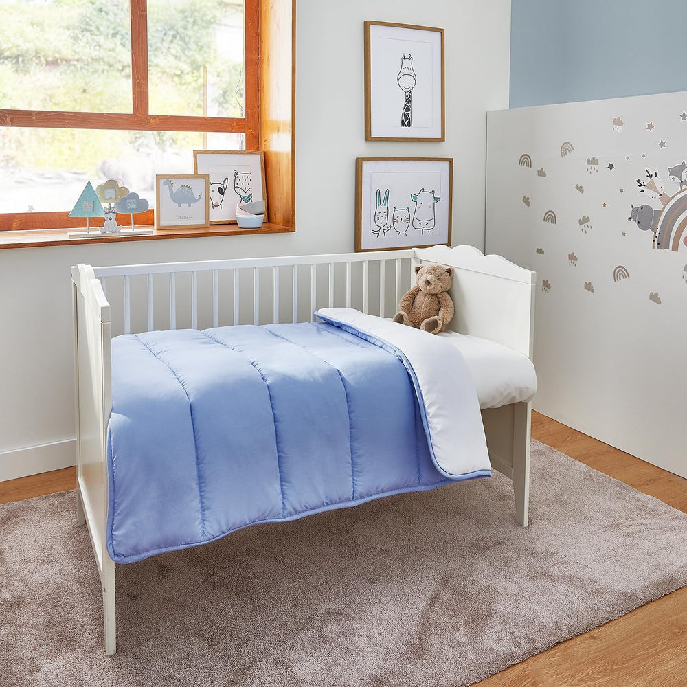 Pikolin Home - Plapumă reversibilă 300 G - Umplutură nordică bicoloră - Pentru pătuț 60 - Umplută cu pene, caldă, respirabilă, albastru/alb, 100 X 120 cm Plapumi si pilote Naty Shop