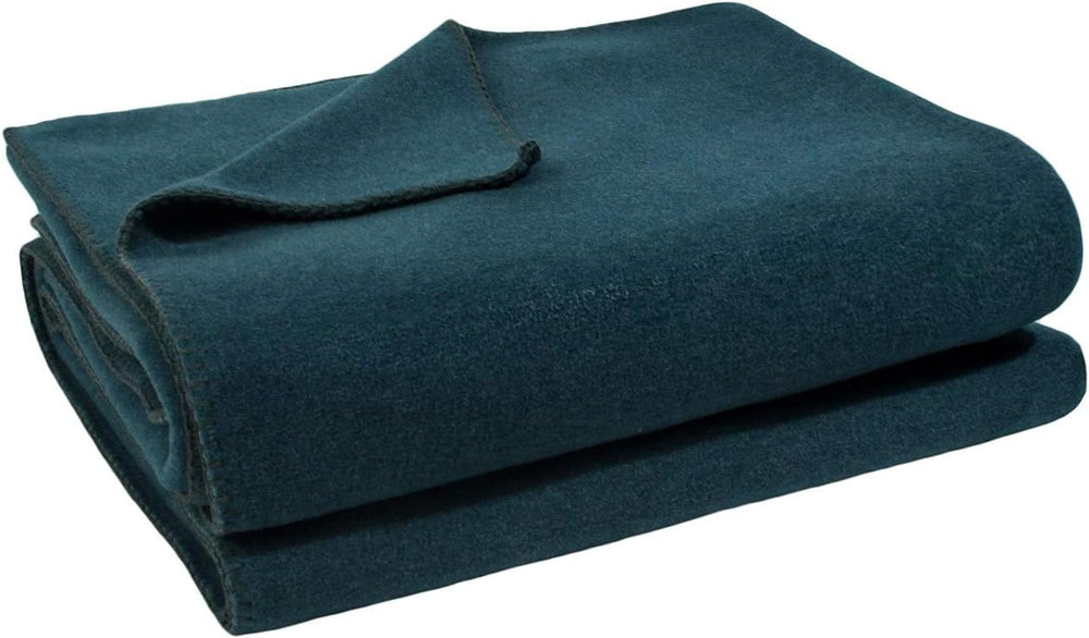 Zoeppritz-Decke in der Farbe: Rot, aus 65 % Polyester, 35 % Viskose, Größe: 160 x 200 cm, 103291-235-160 x 200 Zoeppritz-Betten und Decken seit 1828 795 Dark Ocean 180 x 220 cm