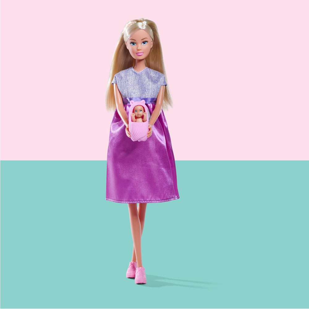 Simba Steffi Love Welcome Baby 29 cm – Steffi însărcinată cu copil, set de 12 accesorii pentru jocuri de rol, păpușă de modă cu păpușă bebeluș de 4 cm, jucărie pentru copii cu vârsta de 3 ani și peste