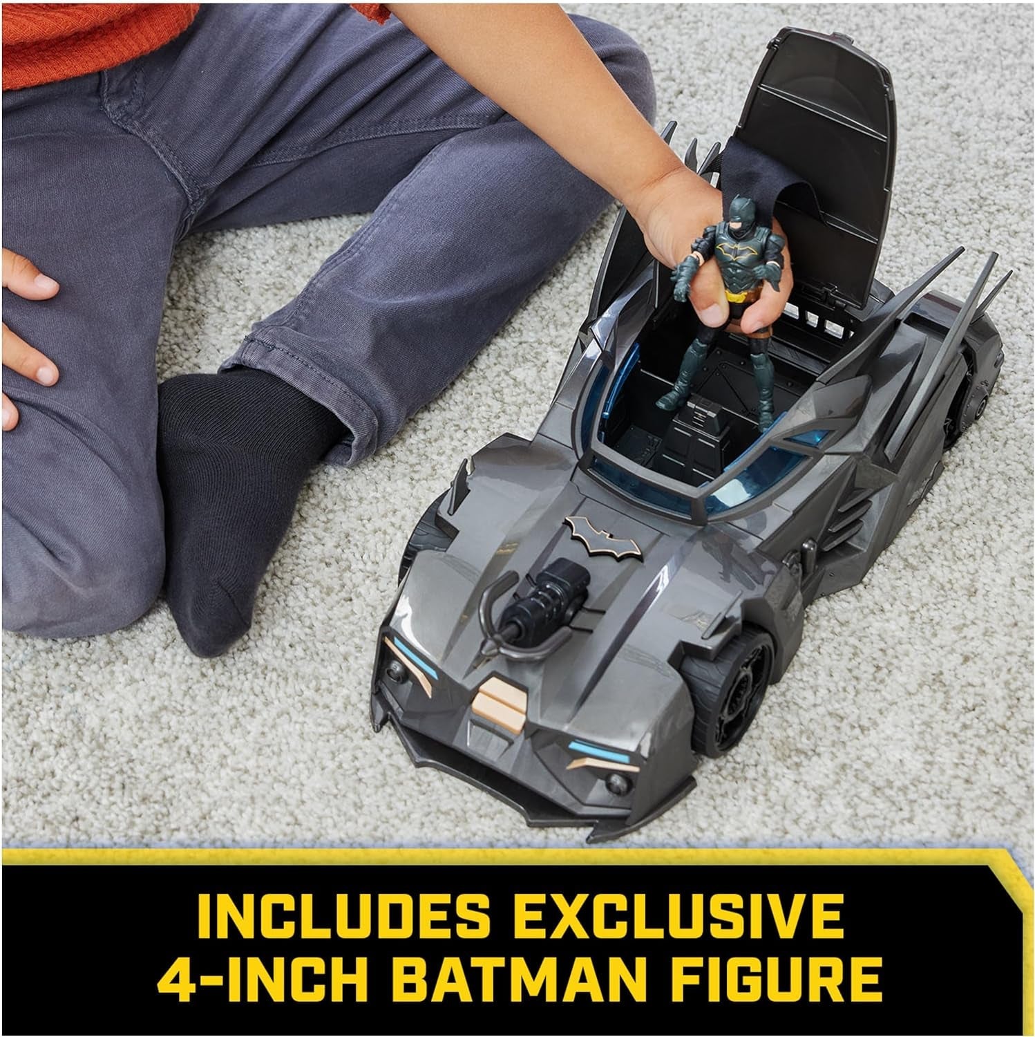 DC Comics Batman Offroad Batmobil mit Katapult mit Haltehaken und Gitterzelle auf der Rückseite, inklusive 10 cm großer Batman-Figur für Superhelden-Fans ab 4 Jahren. Actionfiguren Naty Shop