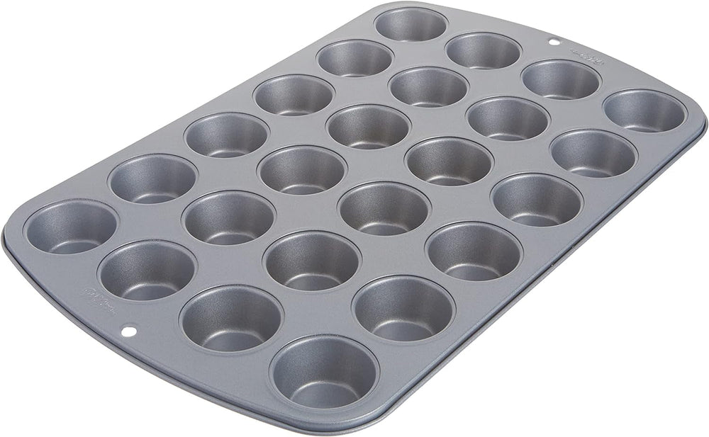 Wilton 24 Er Mini-Muffinbackform, Antihaftbeschichte, Silber Formen und Backbleche Naty Shop 40 x 25 x 2 cm