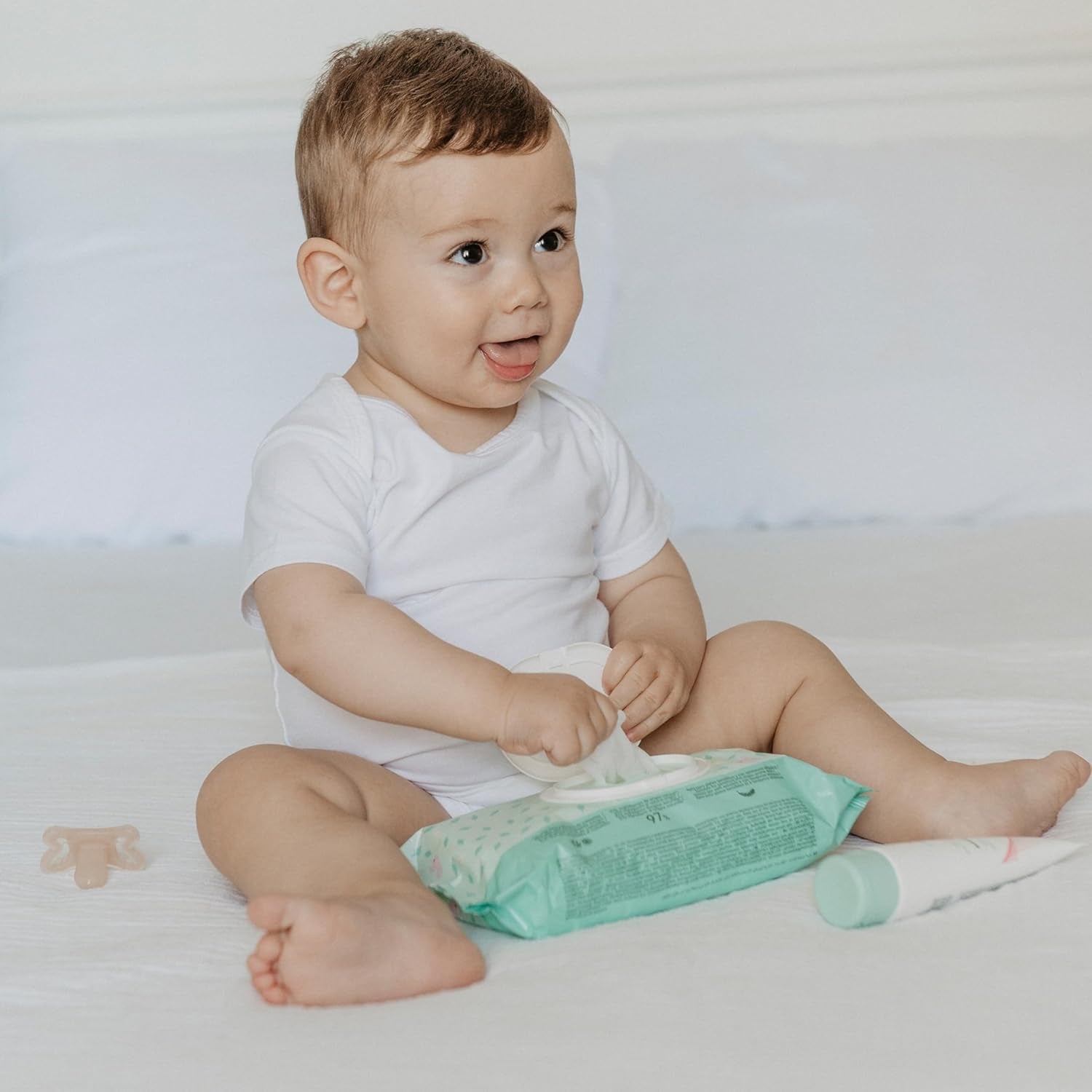 Suavinex 14 Packung mit 60 Baby-Feuchttüchern (insgesamt 840 Tücher), feuchtigkeitsspendend, geeignet für atopische Haut, 95 % natürliche Inhaltsstoffe