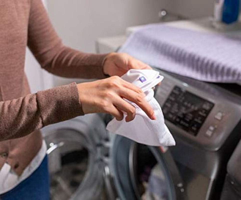 Waschbare Stilleinlagen von Lansinoh – 4er-Pack, inklusive Wäschenetz – Ultra saugfähig, superweich und wiederverwendbar. Lebensmittel- und Stillzubehör Bebe Naty Shop