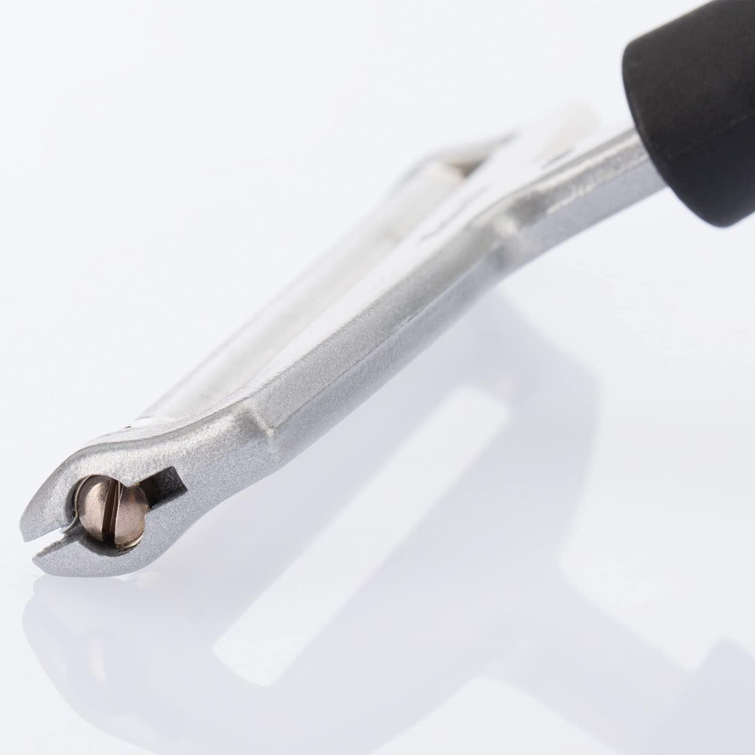 Westmark Käseschneider mit Rolle und auswechselbarem Schneiddraht, Variable Schnittstärke, Breite: 12 cm, Rostfreier Edelstahl/Aluminium/Kunststoff, Schwarz/Rot, 29272260, 17 x 12 x 2 cm