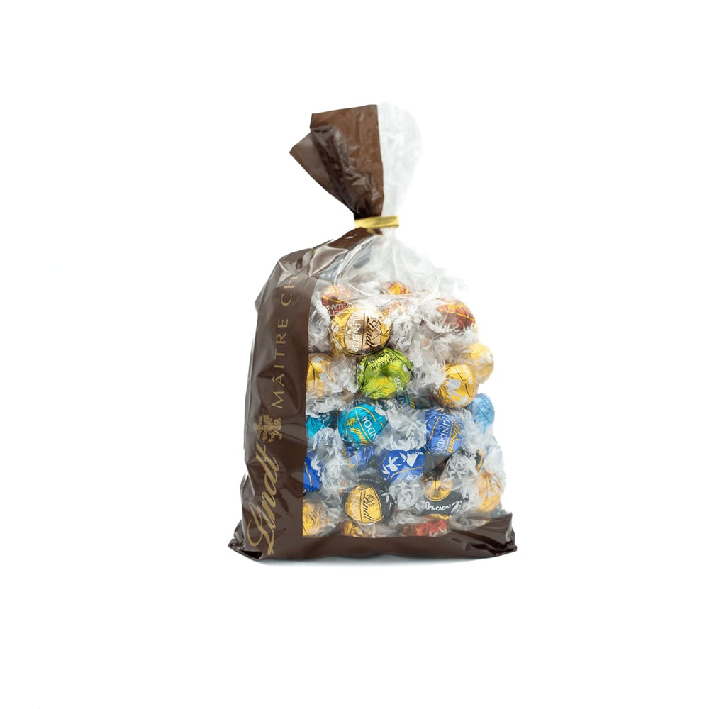 Lindt-Schokolade | LINDOR-Sortiment | 1371g | 110 Trüffel in feiner Schokolade mit zartschmelzender Füllung | Schenken Sie Schokolade zum Teilen