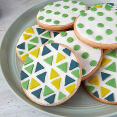 Wilton Circles Nesting Metal Cutter, 4 bucăți: Forme rotunde pentru fursecuri, Forme pentru fursecuri, Forme din plastic pentru copt în bucătărie, DIY, pentru decuparea aluatului de fursecuri și a fondantului