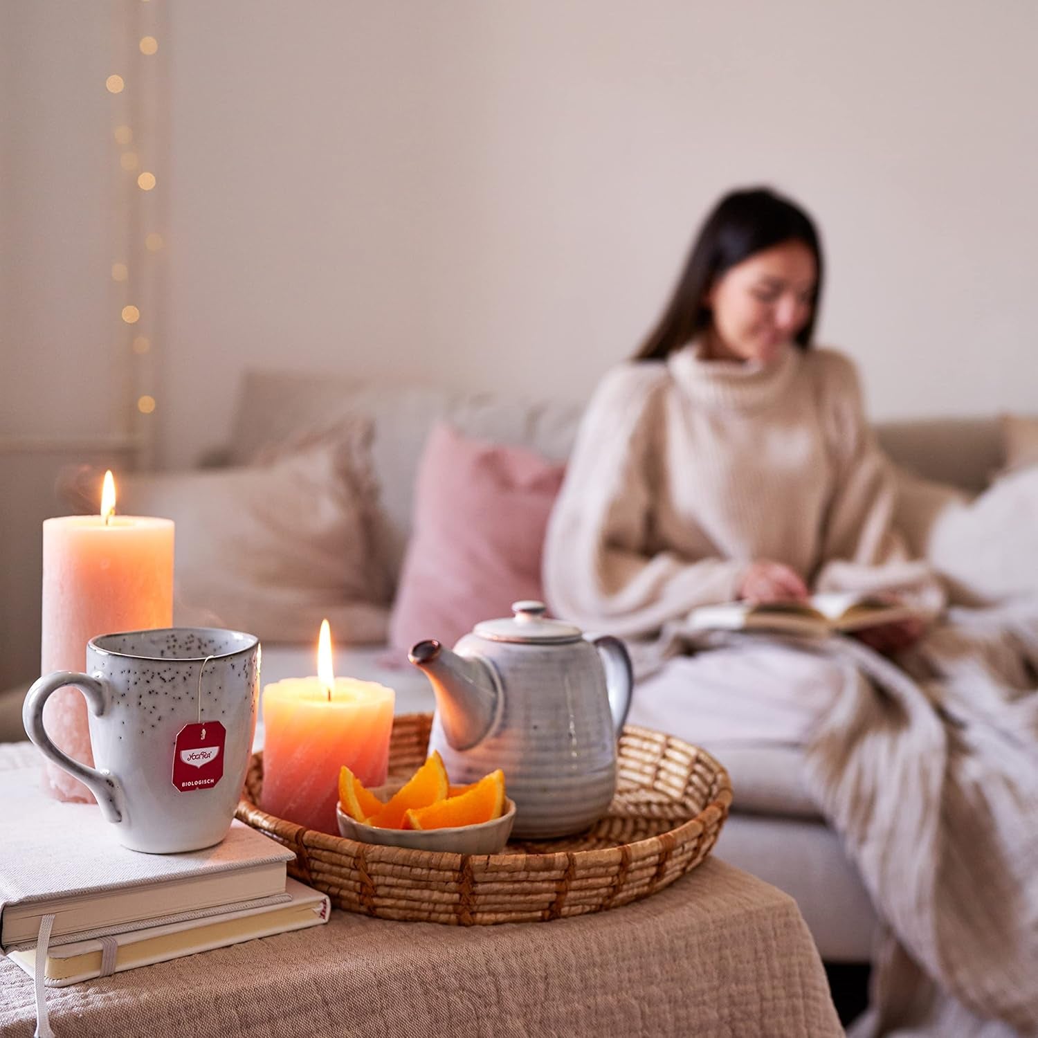 YOGI TEA, Black Chai, Chai negru, ceai ayurvedic organic cu condimente și plante, amestec de ceai negru, ghimbir, scorțișoară, Yogi Tea pachet de 6, 6X17 pliculețe (102 pliculețe de ceai în total), ideal ca cadou