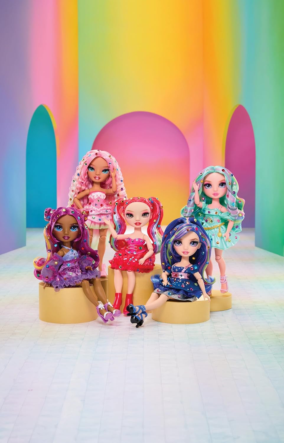 Rainbow High Be Dazzling – Noemie Violette – Păpușă la modă liliac 28 cm cu unealtă de decorat, pietre prețioase strălucitoare și accesorii de styling