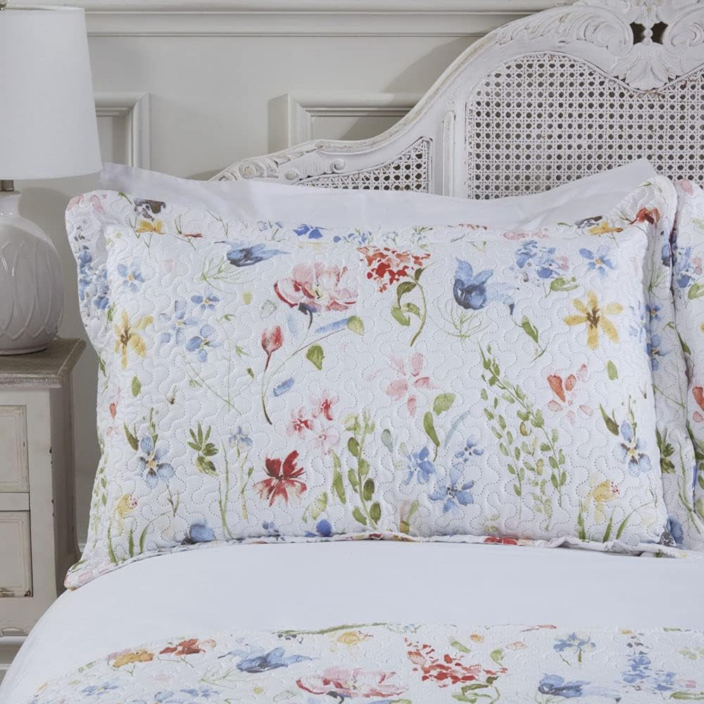 Emma Barclay Spring Meadow Floral gestepptes Tagesdecken-Set. Spring Meadow Tagesdecke für Doppelbett, mehrfarbig, Polyester, Emma Barclay Betten und Decken