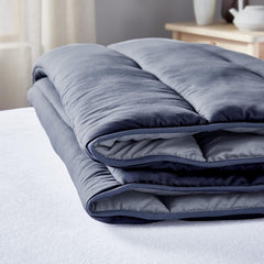 Pikolin Home - Wendedecke 300 G - Zweifarbige nordische Füllung - Für Bett 105 - bequem, warm, atmungsaktiv, grün, 180 x 260 cm Steppdecken und Steppdecken Naty Shop