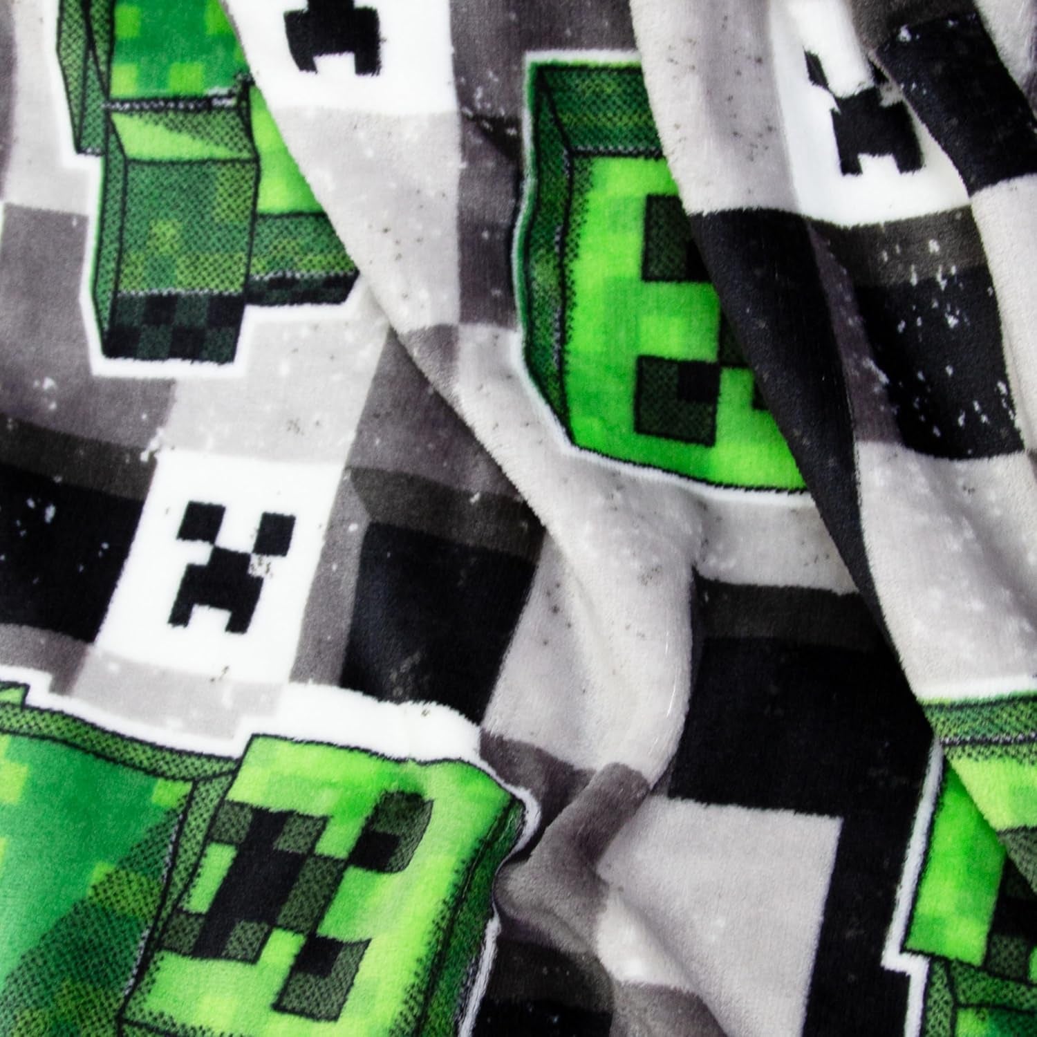 Character World Minecraft Oficial Fleece Pătură | Scribble Design Reversibil 2 fețe, Super Soft, Pătură caldă Paturi si Cuverturi Besuche den Character World-Store