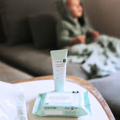Suavinex Baby-Feuchttücher, 60 Stück, geeignet für atopische Haut, 96 % natürliche Inhaltsstoffe