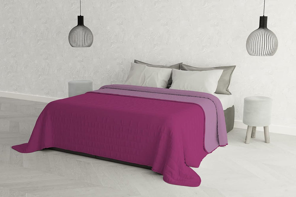 Elegante Steppdecke für ein Doppelbett, 260 x 270 cm, Dunkelblau/Apfelgrün. Betten und Decken. Besuchen Sie den Italian Bed Linen-Store Flieder/Fuchsia