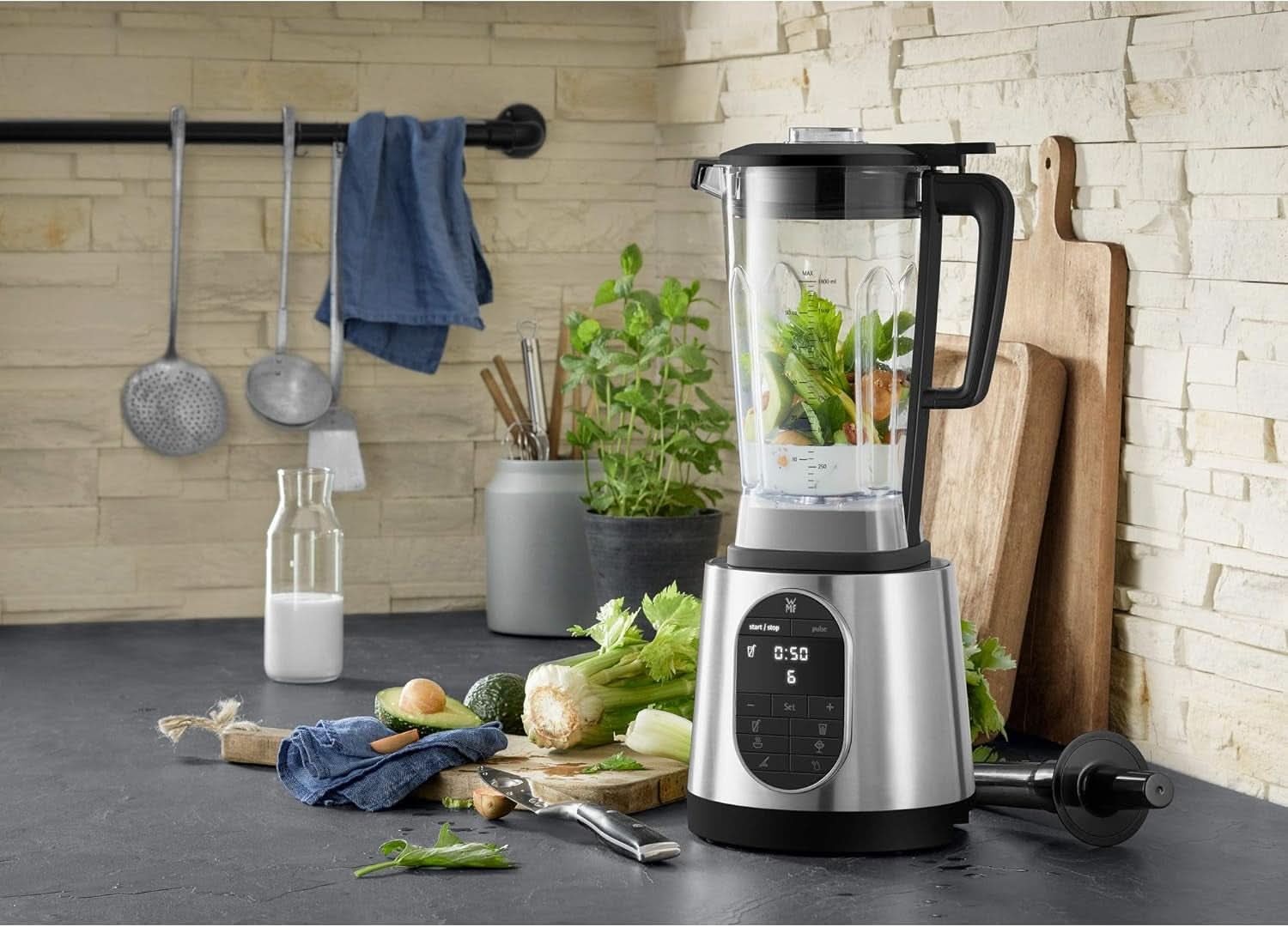 WMF Kult Pro Hochleistungs-Standmixer 1.600 Watt, 36.000 U/Min, Mixbehälter 1,8L, 6 Autoprogramme, Smoothie-, Ice Crush- Und Intervall-Funktion Mama si Copilul Naty Shop