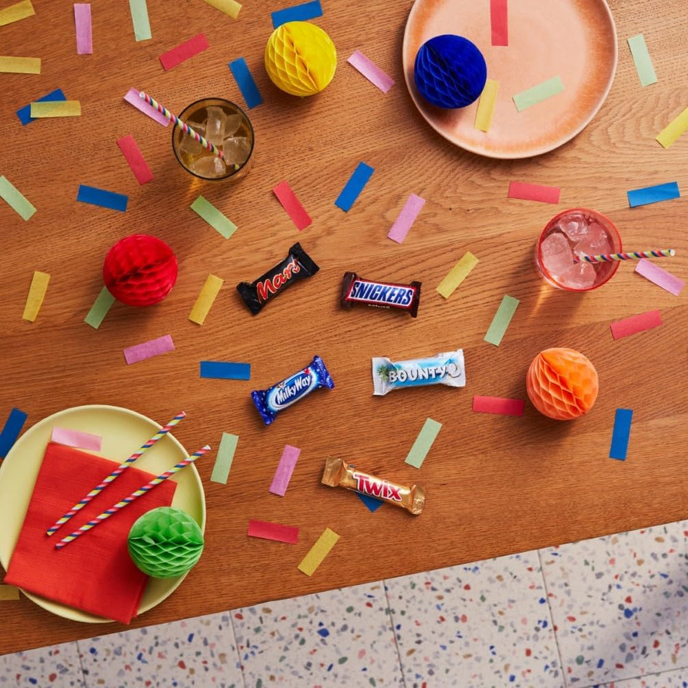 Mini-Schokoladen-Mischpackung, 71 Mini-Schokoladensnacks (Mars, Snickers, Bounty, Twix, Milky Way) in Form von Süßigkeiten, ideal für einen American-Football-Abend (1400g)