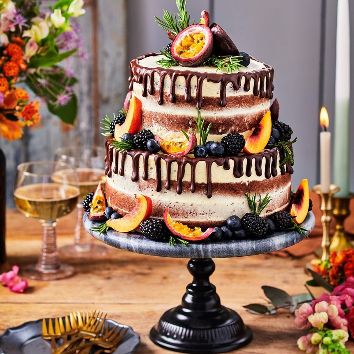 Funcakes Mix Für Buttercreme: Einfach Zu Berübenen, Cremig, Perfekt Zum Dekorieren, Abdecken Und Füllen Von Kuchen, Belag Auf Cupcakes, Halal., 1 Kg Mix zum Backen und Kochen Naty Shop