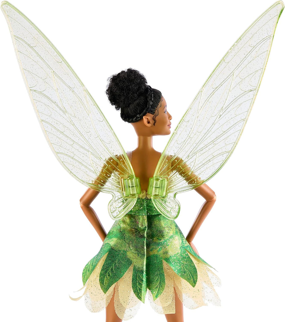 Păpușa Disney Peter Pan și Wendy Tinker Bell cu aripi mobile și rochie verde, inspirată din film, cadou pentru copii pentru a reconstitui scene sau propriile aventuri, HNY37