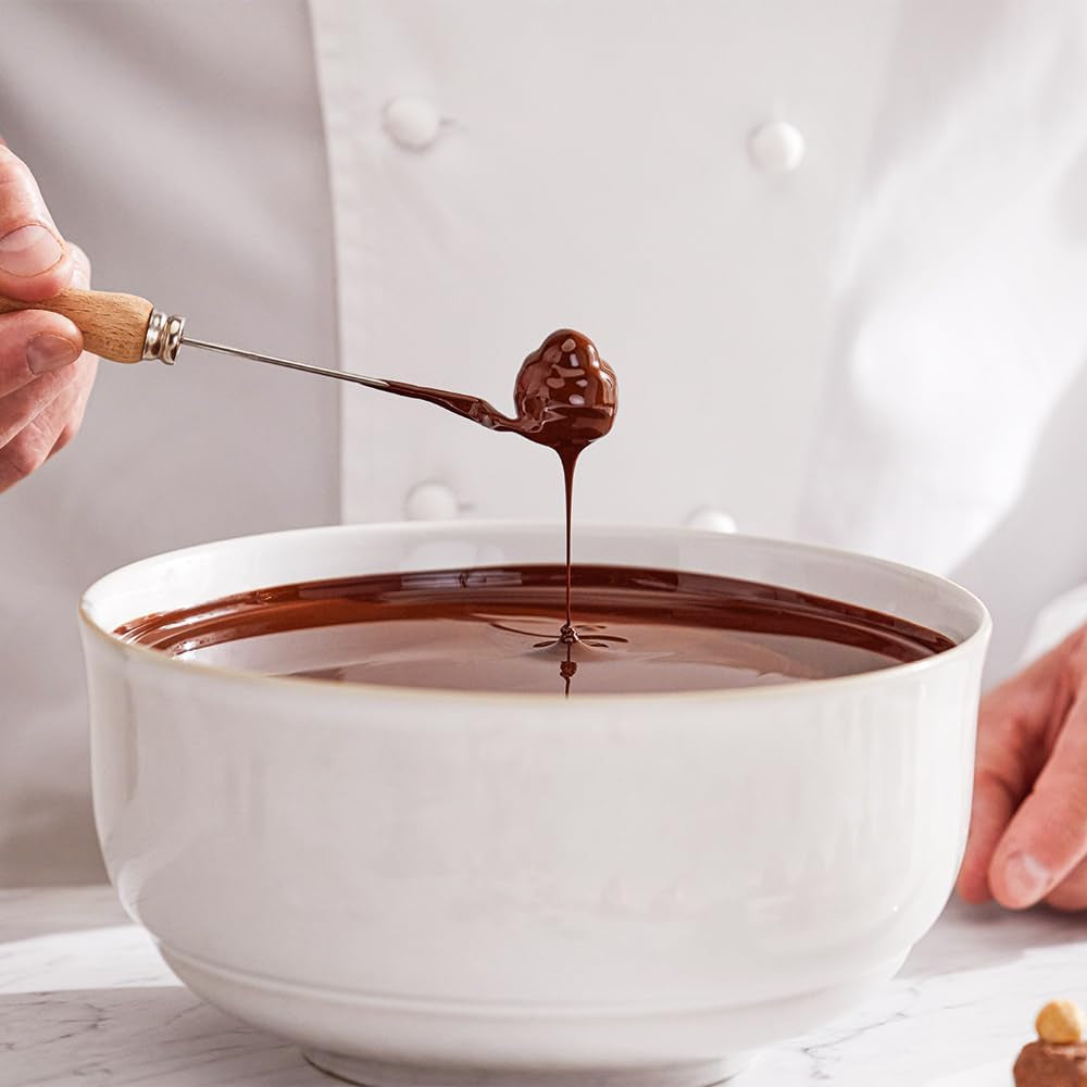 Pralinen mit Vollmilchschokolade und Haselnussfüllung, 200g-Box