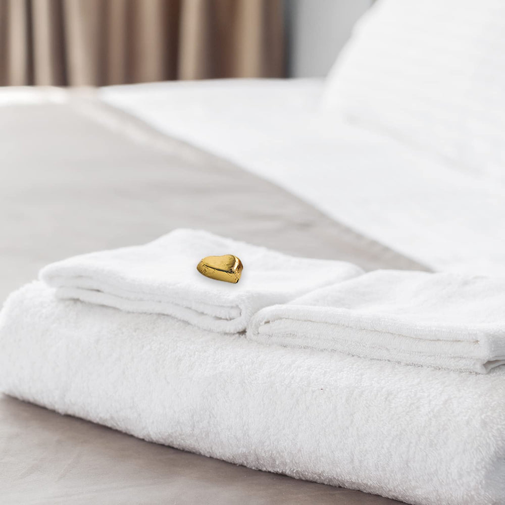 Günthart 150 Stück goldene Schokoladenherzen mit Nougatfüllung, Rentier | Rudolph der Rote - Nougatcreme | Goldene Schokoladenherzen | Wettbewerb | Goldene Schokoladenherzen | Weihnachten (1,2 kg)