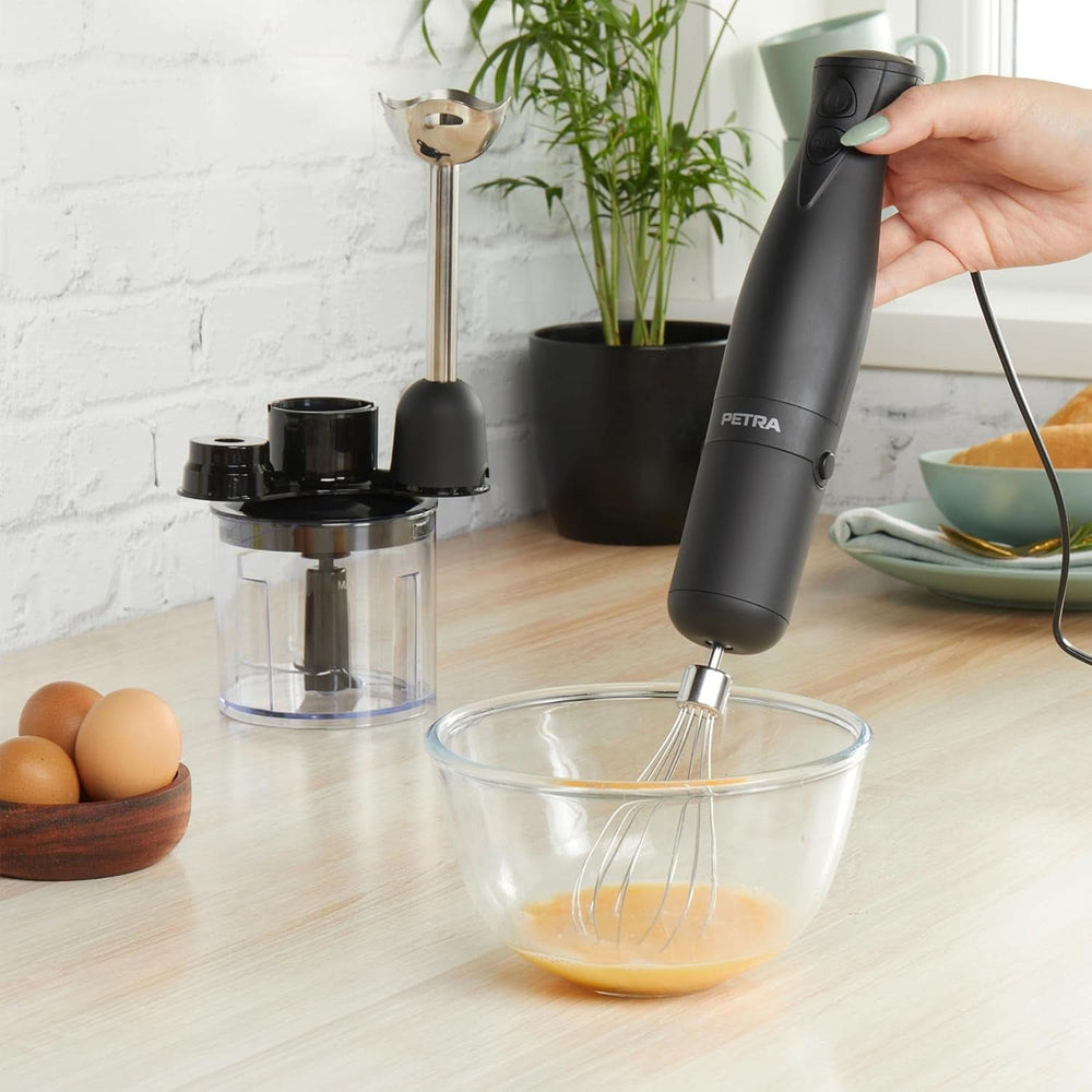 Petra PT2827BMBLKVDE 3-In-1 Mixer – Bpa-Free Attachments, 500Ml-Schüssel, 700Ml-Becher, Schneebesen, Mixen, Zerkleinern, 2 Geschwindigkeiten, Edelstahlklingen, Für Babynahrung, Smoothies, Saucen, 350W Mutter und Kind Naty Shop