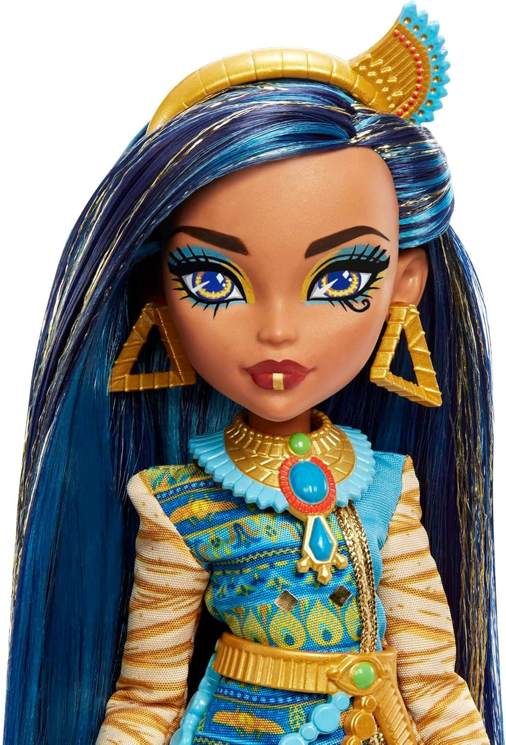 Monster High Cleo de Nile Puppe, Mummie Modepuppe, Königliches Outfit, Killerstiefel, Pyramidenrucksack, Zubehör, für Kinder ab 4 Jahren, HHK54