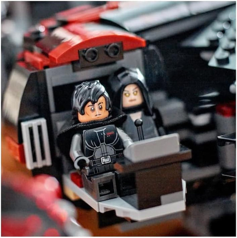 LEGO Star Wars Dark Millennium Falcon, Raumschiff-Set, Bauspielzeug für Kinder, Geburtstagsgeschenk für Jungen, Mädchen und Fans, Abenteuerspielzeug 75389 Bausets Besuchen Sie den LEGO-Store