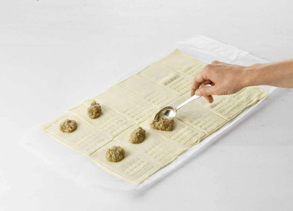 Betty Bossi Jalousie Stars Roller – Teigschneider zur Herstellung individueller Sternenjalousien mit Wow-Effekt