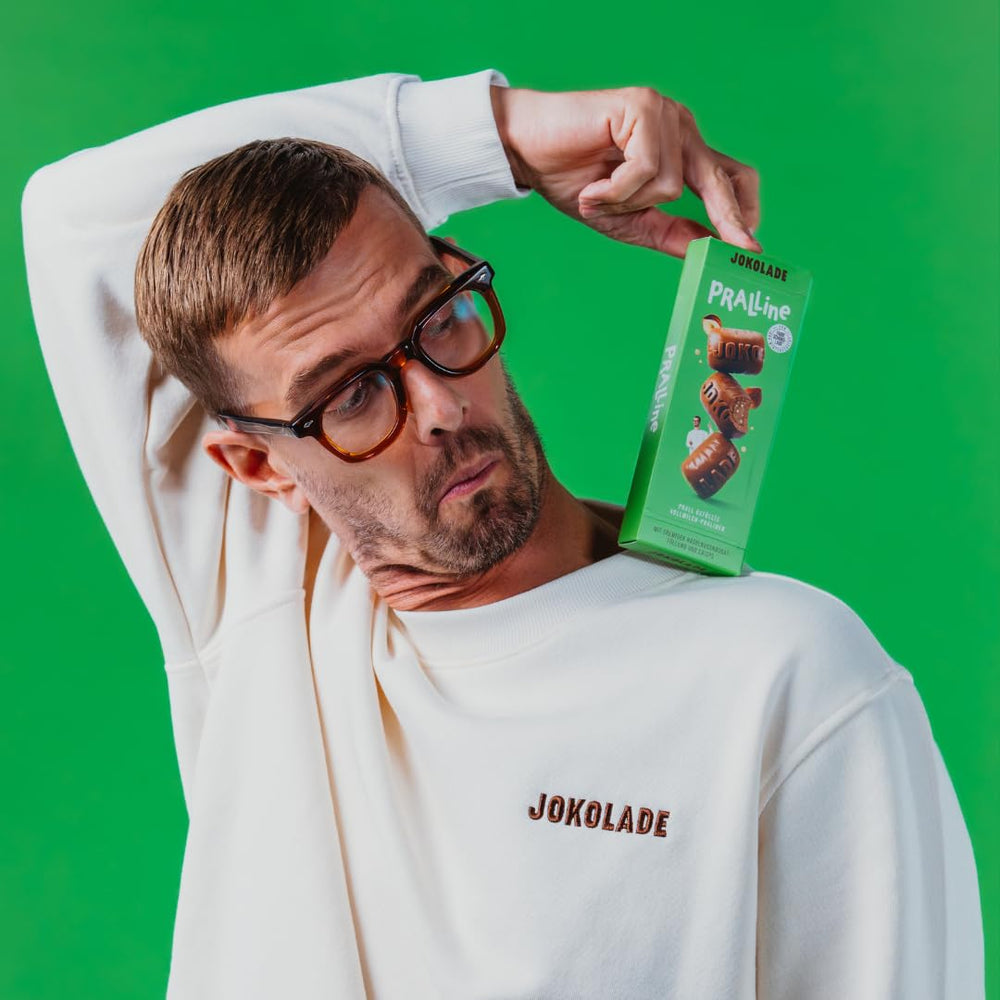 JOKOLADE PRALLINE Vorteilspack 12 x 80g | Großzügige Füllung mit Haselnuss-Nougat-Creme und Chips | Faire Schokolade von Joko Winterscheidt