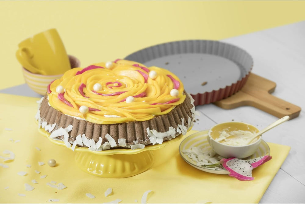 ORIGINAL KAISER Classic plus Obstbodenform 28 cm, 28,4 x 28,4 x 3,5 cm & Classic Mini Torteletts 6 Stück, Tartelette Förmchen 10 cm, Tarteform Klein, Tortelettförmchen Antihaftbeschichte Backformen und Bleche Naty Shop