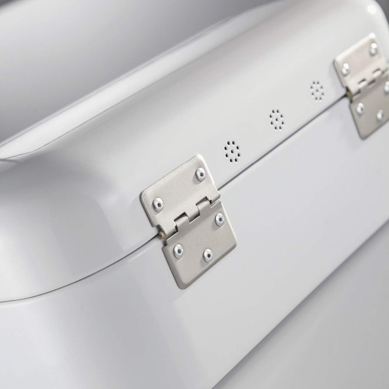 Coș de pâine Wesco Grandy în culoarea negru mat, tablă de oțel acoperită cu pulbere, găuri de ventilație și mâner robust Cutii depozitare alimente Naty Shop