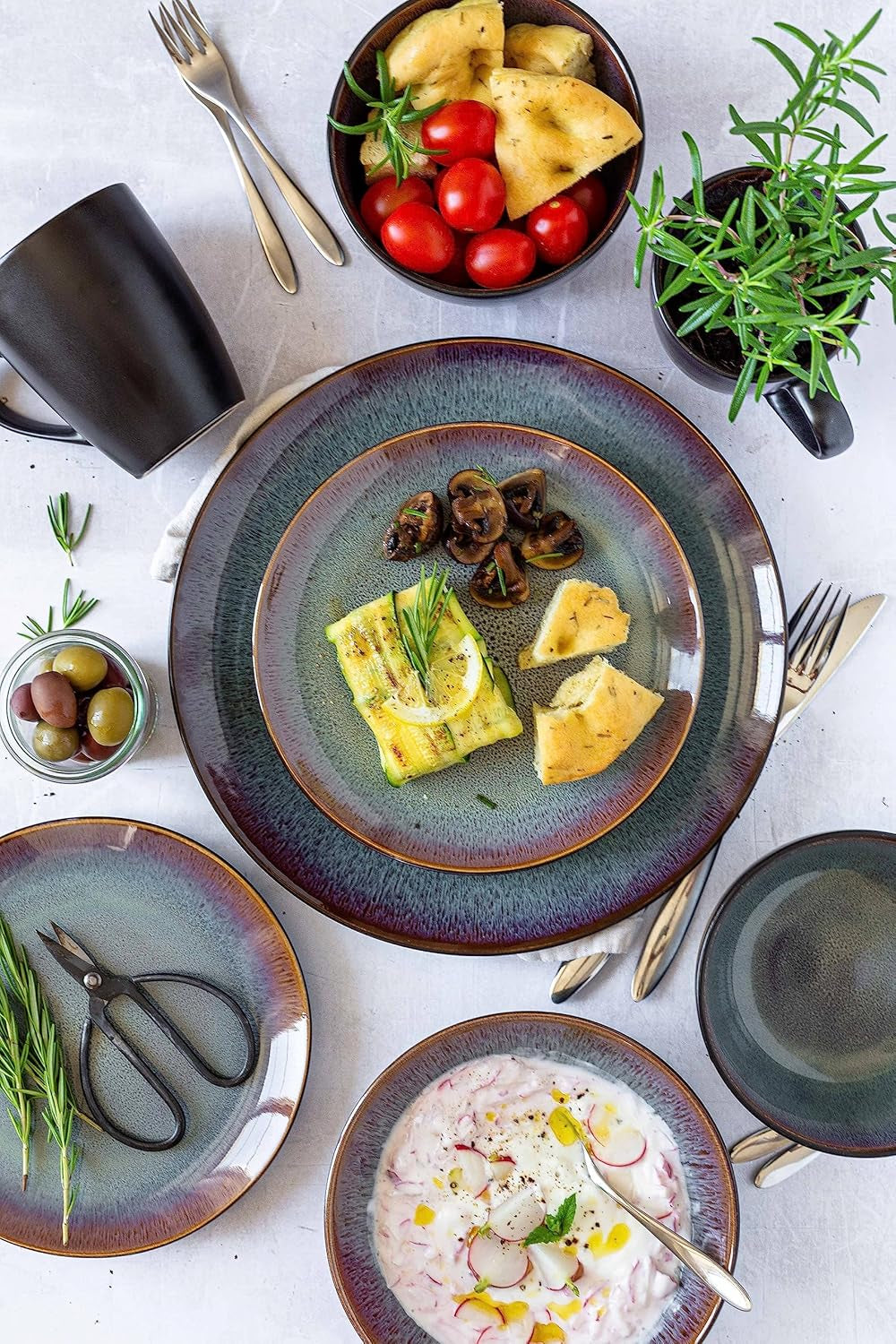 MÄSER 934100 Serie Teona, Keramik Geschirr Set Für 4 Personen Mit Grün-Brauner Reaktivglasur, 20-Teiliges Kombiservice in Modern Dezenten Coupe-Formen, Steinzeug Seturi vesela masa Naty Shop