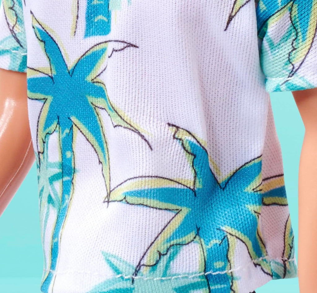 SIMBA 105733729 Steffi Love Kevin, păpușă de joacă poartă un top cu imprimare de palmier și blugi cool, inclusiv ochelari de soare, 30 cm, de la 3 ani Papusi Naty Shop