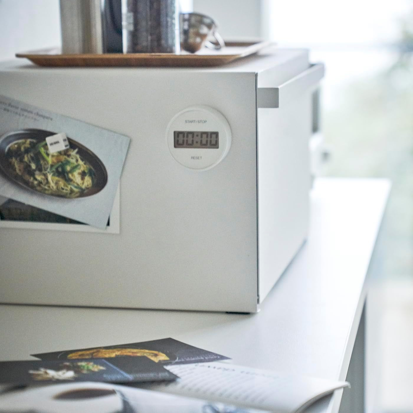 Yamazaki 4352 TOWER Coș pentru pâine, alb, oțel, minimalist, 40 x 34,5 x 24 cm Cutii depozitare alimente Naty Shop