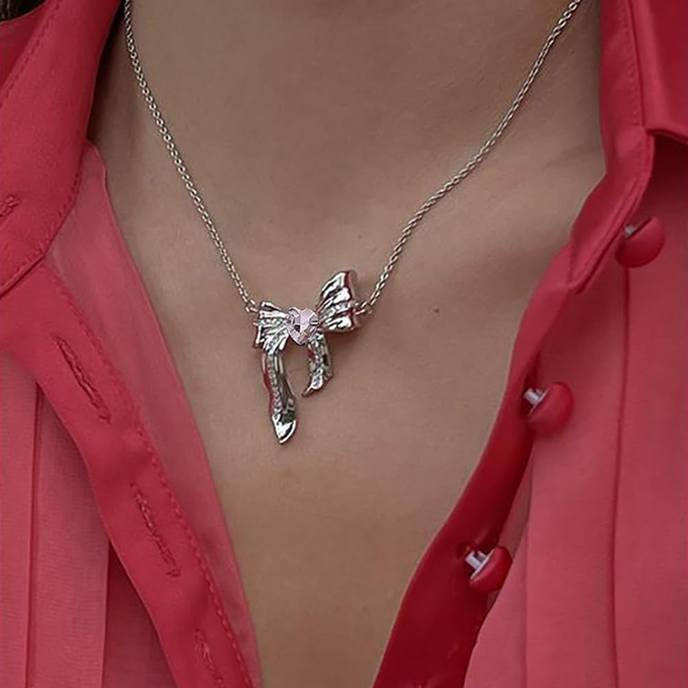 Luxus Rosa Diamant Nagel Charms 3D Butterfly Nail Art Charms Bow Nail Charms Y2K Heart Charms Nägel Zubehör Schmetterling Herz Schleife Nageldesign Edelsteine Strasssteine Glitzersteine Nagelschmuck