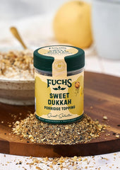 Fuchs Gewürze - Porridge Topping „Sweet Dukkah“ – knuspriges Topping mit Haselnuss, Sesam und Mandeln für Haferflocken – aus natürlichen Zutaten – 60 g in wiederverwendbarer, recyclebarer Dose