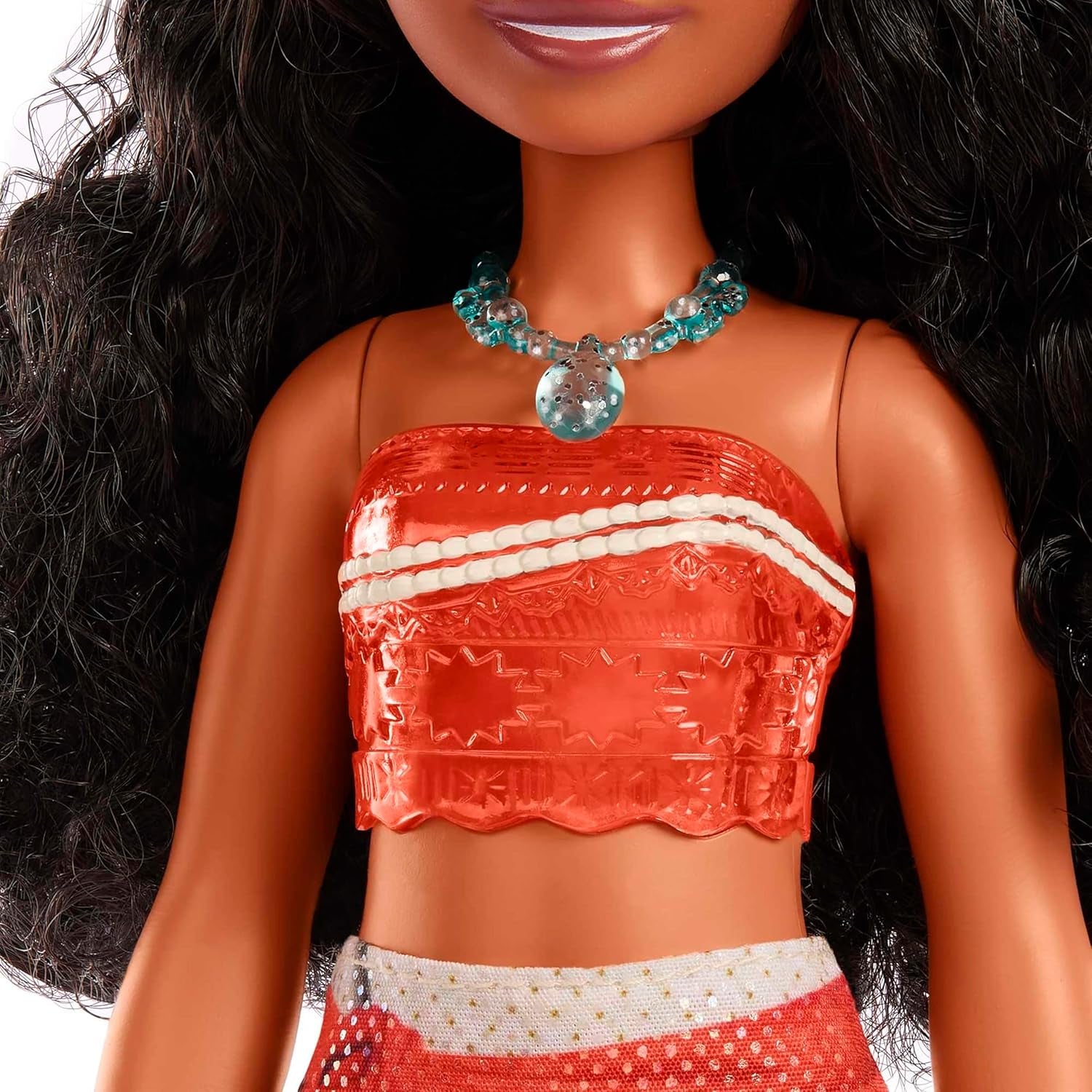 Mattel DISNEY Moana - Păpușă la modă articulată cu ținută strălucitoare, bandă detașabilă și colier, pentru copii cu vârsta de 3 ani și peste, HPG68