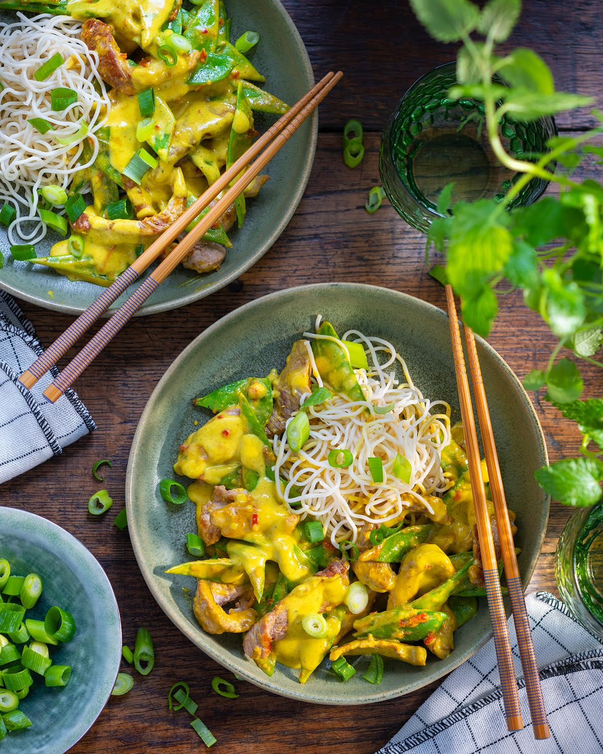 MAGGI Fix für Curry Geschnetzeltes, Würzmischung, mit natürlichen Zutaten*, für 2 Portionen, 1er Pack (1 x 41g)