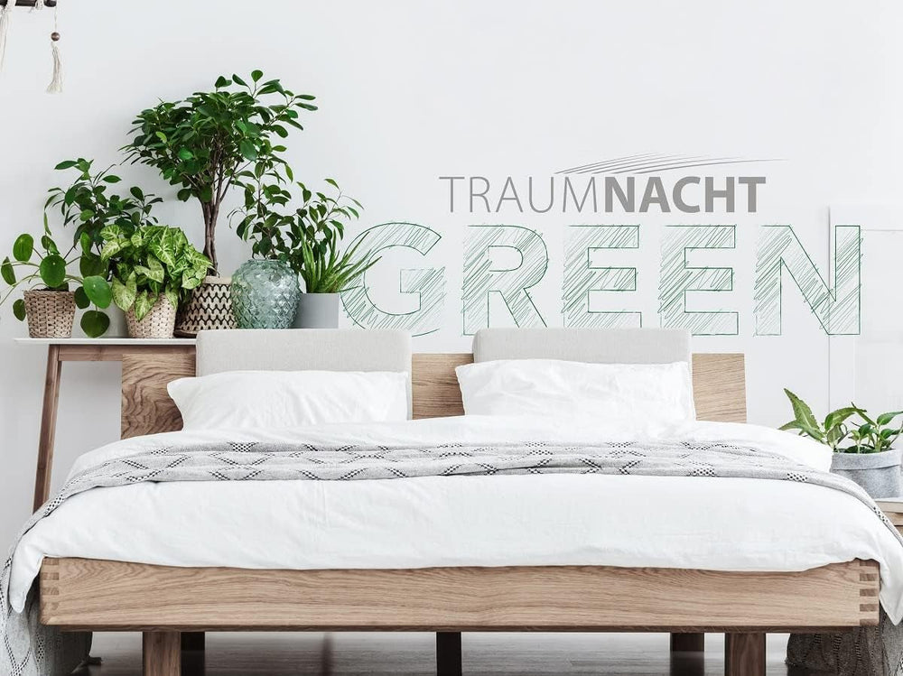Traumnacht Green Bettwäsche-Set – Ganzjahresdecke 135 x 200 cm + Kissen 80 x 80 cm, langlebig mit Mikrofaserbezug, hergestellt nach deutschem Qualitätsstandard. Bettdecken und Steppdecken Naty Shop