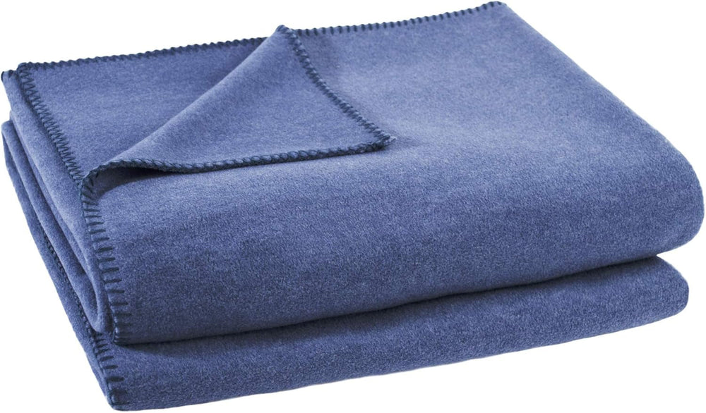 Zoeppritz Decke in der Farbe: Rot, Aus 65 % Polyester, 35 % Viskose hergestellt, Größe: 160X200 Cm, 103291-235-160X200