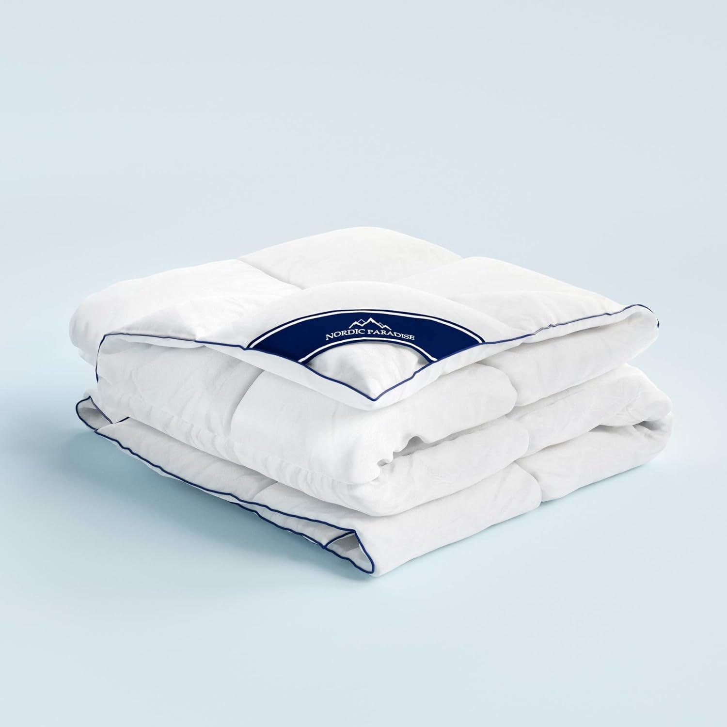 Nordic Paradise – Bequeme Steppdecke – 50 % deutsche Entendaunen – warme Winterdecke – 200 x 200 cm. Steppdecken und Steppdecken Naty Shop für alle Jahreszeiten, 240 x 220 cm