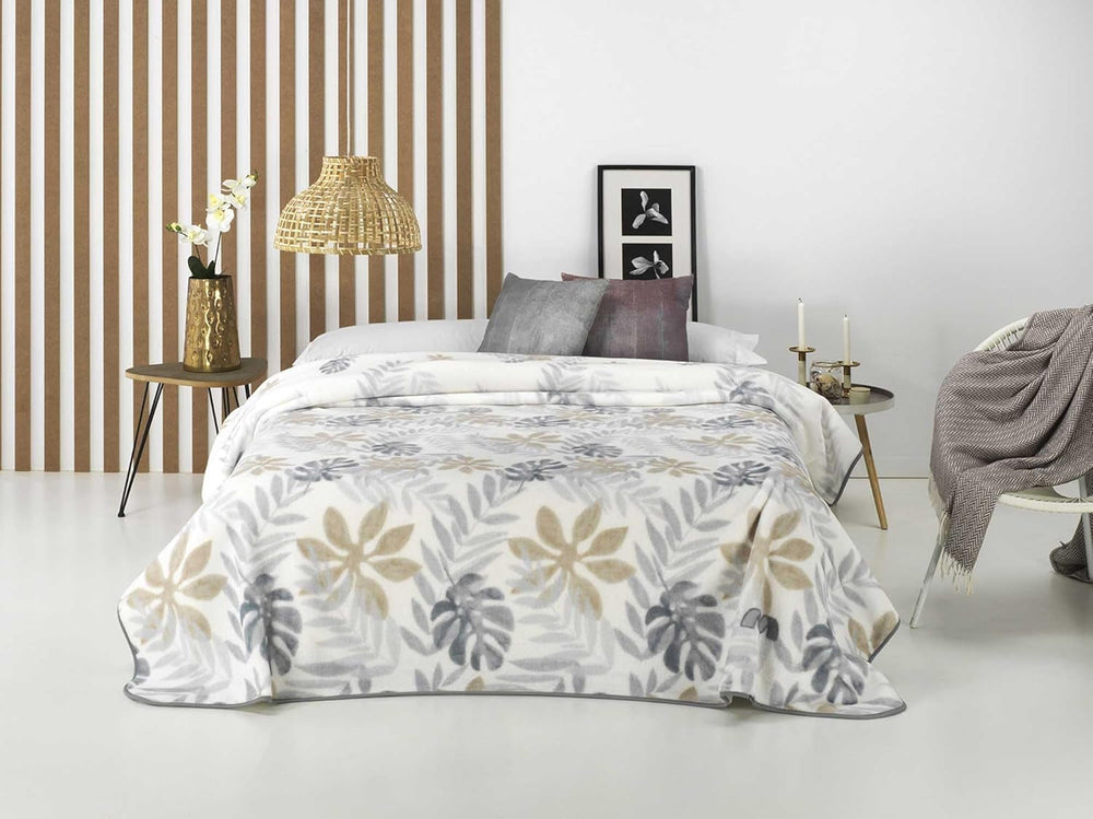 Bedruckte Decke, großes Volumen, 100 % Polyester, 450 g/m², weich, für Herbst/Winter, Design Harmony N10, 170 x 240 cm, für 90/105 cm große Betten, Grau Naty Shop Bettdecken und Steppdecken Grau 170 x 240 cm – 90/105 cm Bett