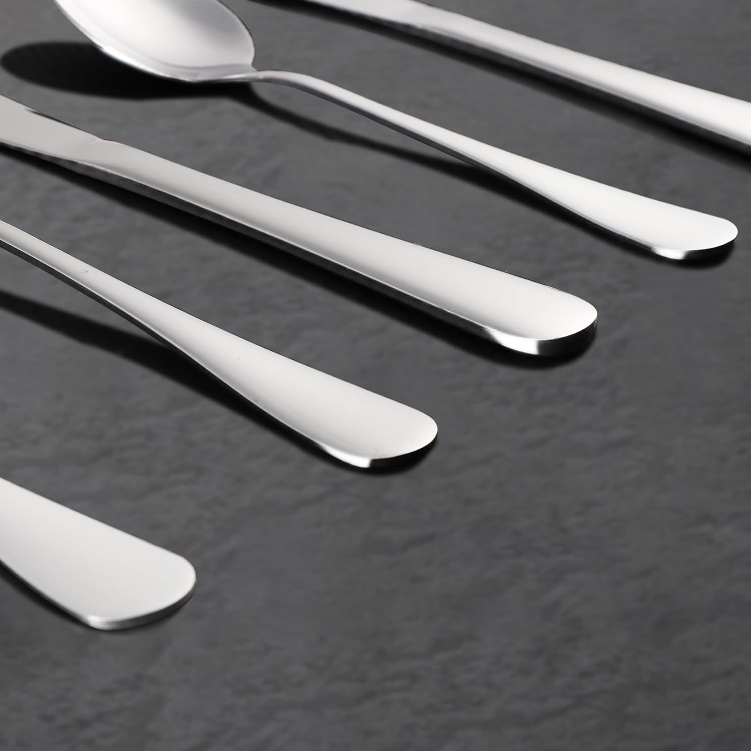 Kitchenboss set tacâmuri 6 persoane: Set de tacâmuri 20 sau 30 de piese Bucatarie Naty Shop