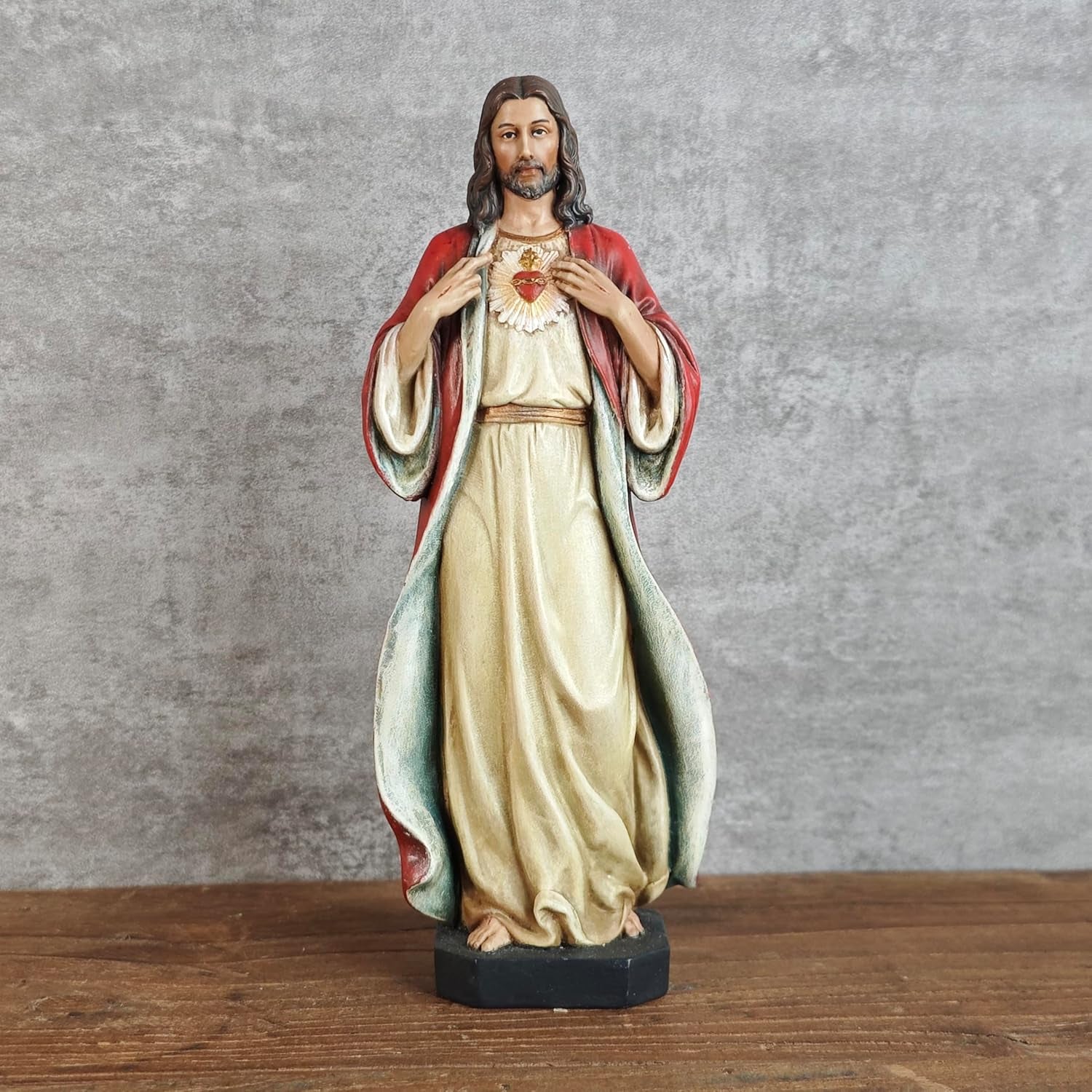 BC Statuie catolică Sacra Inimă a lui Isus, Isus Hristos, cadouri religioase, decorațiuni interioare inspiratoare, 15,2 cm înălțime, pictată manual de Buildclassic Statuete si sculpturi Naty Shop