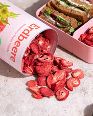 BUAH® Căpșuni liofilizate | Cipsuri cu căpșuni ca gustare sau pentru smoothie-uri | Înlocuitor ideal pentru bomboane | Vegan și fără zahăr adăugat | 96g Produse deshidratate Naty Shop