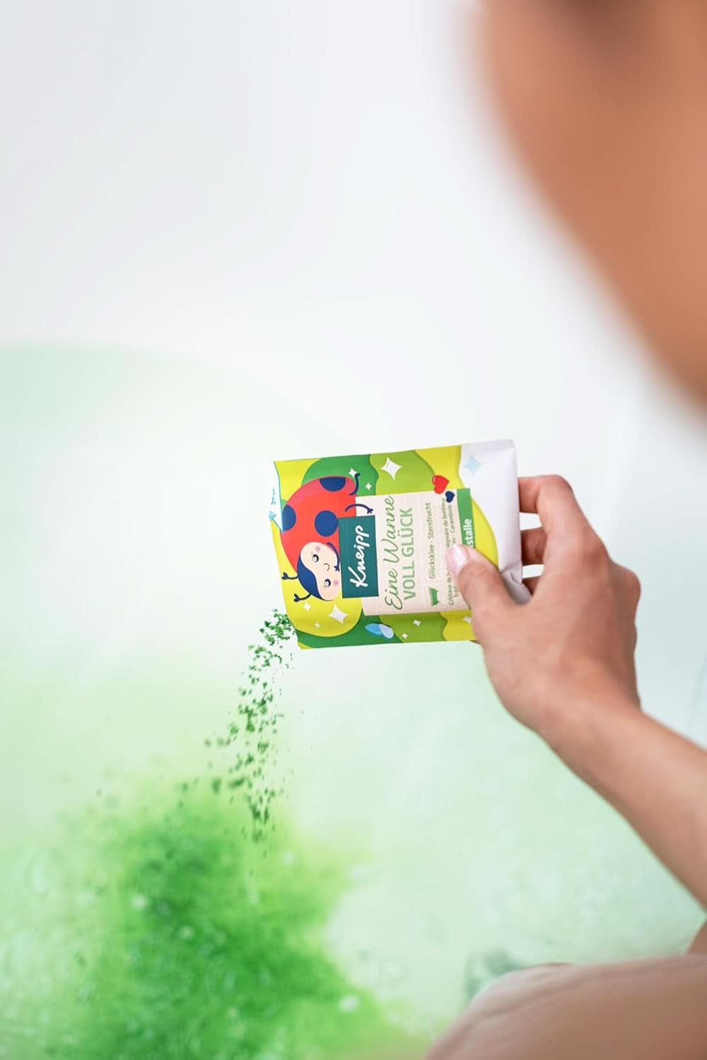 Kneipp, cristale de baie, cu extracte naturale din fructe de stea și trifoi norocos, cu o proporție mare de sare Luisenhaller, 60 grame Duș și baie Naty Shop